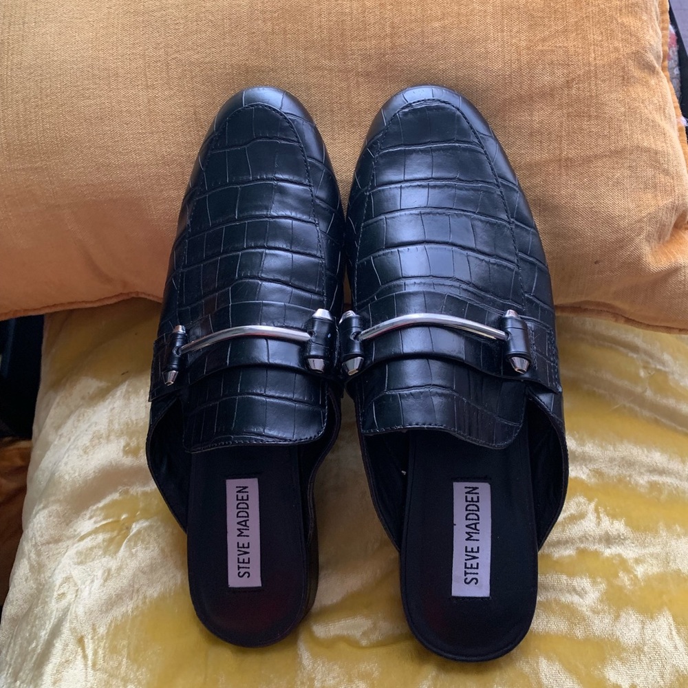 Steve Madden crocodile skin Loafers